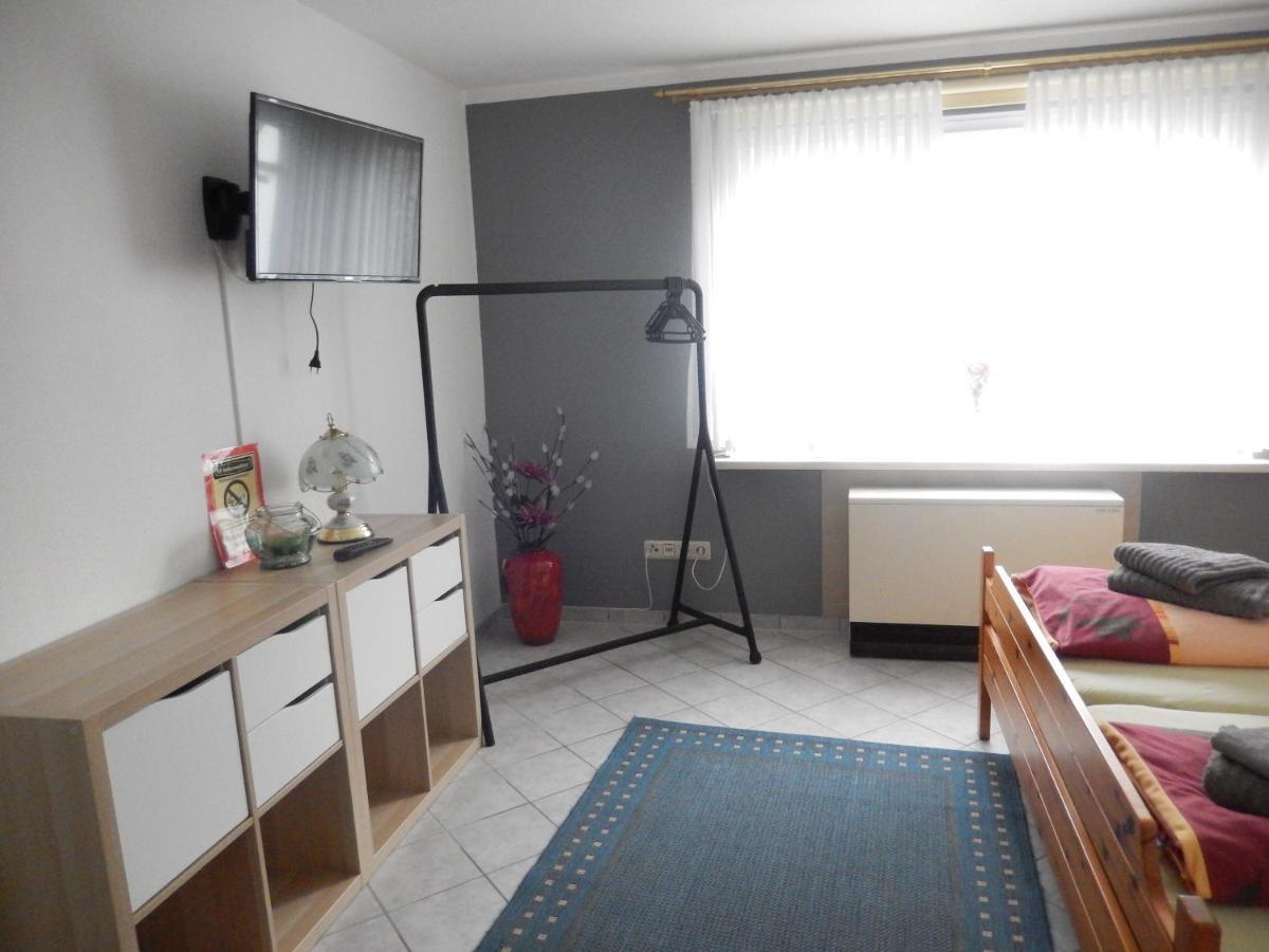 Ferienwohnung Ebeling Under Rainbow Dassel Exterior foto