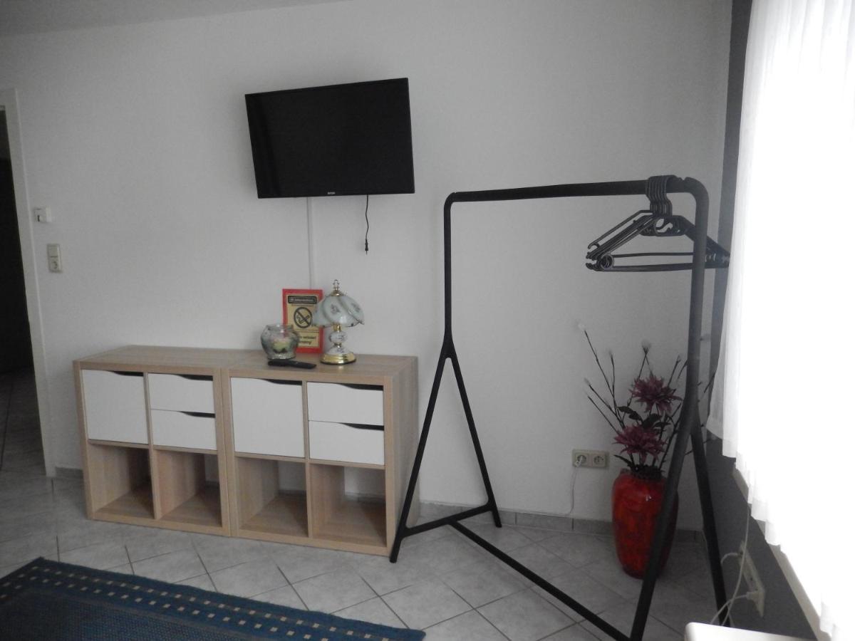 Ferienwohnung Ebeling Under Rainbow Dassel Exterior foto